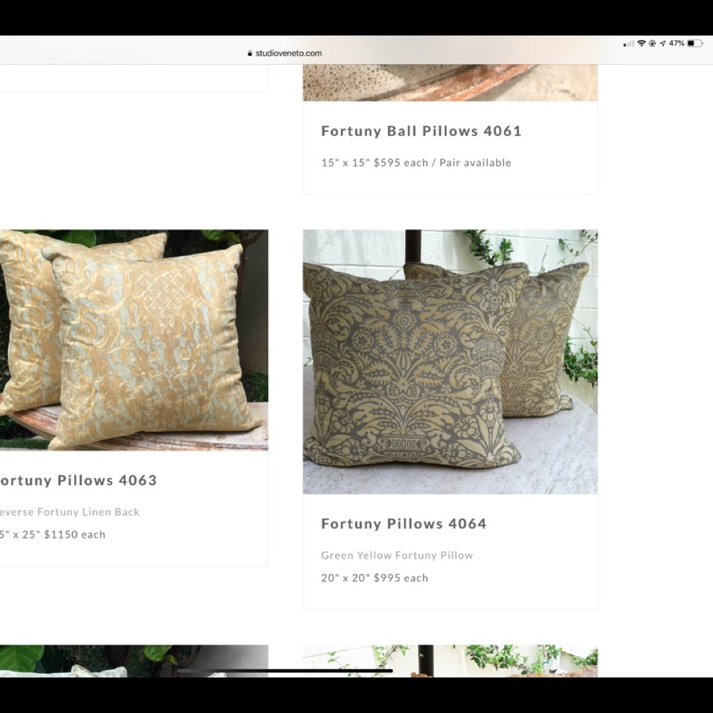 Pair vintage Fortuny pillows yellow gold silver - Picture 3 of 8